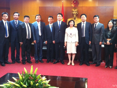 Thứ trưởng Hồ Thị Kim Thoa tiếp Đoàn đại biểu tỉnh Tứ Xuyên Trung Quốc