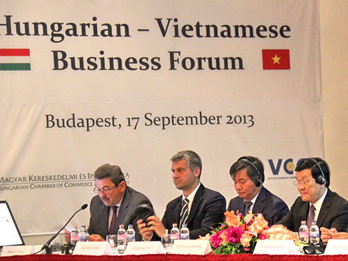 Nhiều diễn đàn đầu tư giữa Việt Nam và Hungary đã được tổ chức 