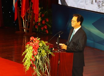 Thủ tướng Nguyễn Tấn Dũng: Vietsovpetro có đủ tiềm lực để phát triển mạnh hơn nữa!