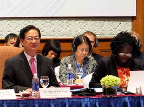 VDPF 2013 ưu tiên việc thực hiện chính sách phát triển KTXH của Việt Nam