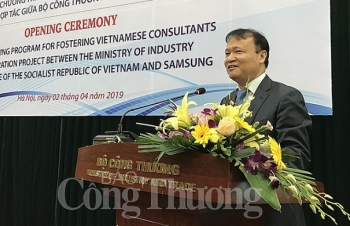 Việt Nam có thêm 105 chuyên gia về công nghiệp phụ trợ do Samsung đào tạo
