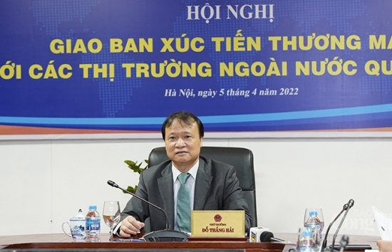 Bàn giải pháp mở rộng thị trường ngoài nước cho hàng Việt