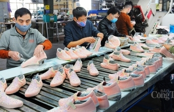 Bộ Công Thương “nối cầu” đưa giày dép Việt vào thị trường Hoa Kỳ