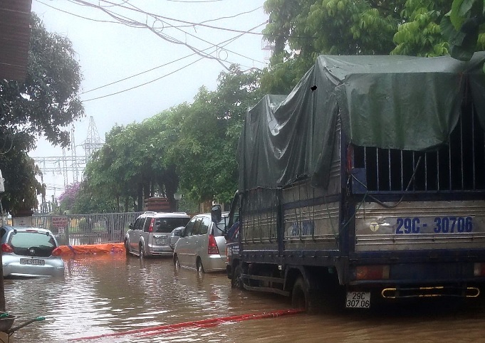 TBA 220kV Hà Đông – TTĐ Hà Nội được giữ an toàn trong mưa lụt như thế nào?