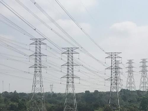 Đóng điện dự án lưới điện 220kV đấu nối Nhà máy điện phân nhôm Đắk Nông