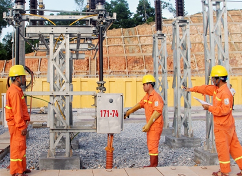 Đóng điện thành công đường dây và TBA 110kV  Hương Khê - Hà Tĩnh