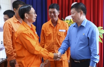 Công đoàn Điện lực Việt Nam: Lan toả trách nhiệm và tình người EVN trong Tháng Công nhân 2020