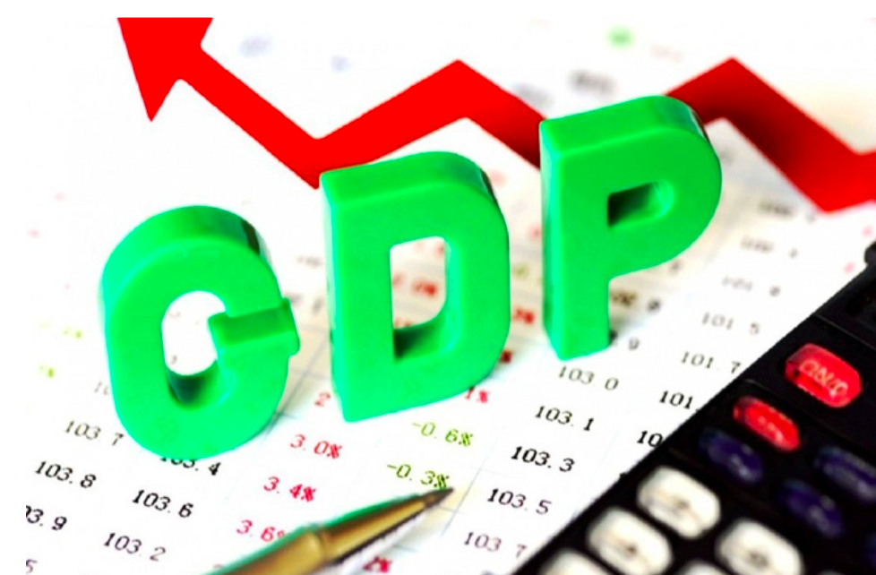Dự báo tăng trưởng GDP: Vì sao Việt Nam tăng, thế giới giảm?