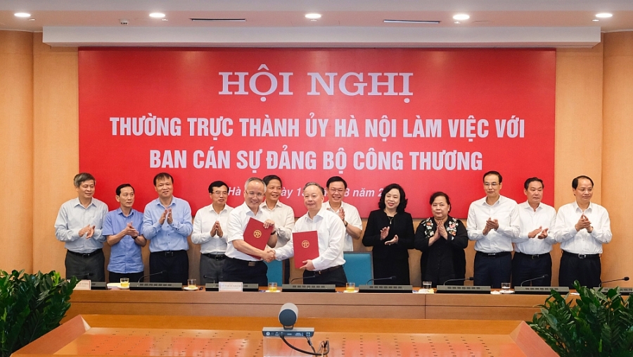 Chung tay, phối hợp chặt chẽ với TP Hà Nội đẩy mạnh phát triển công nghiệp và thương mại cho xứng tầm Trung tâm kinh tế   chính trị của cả nước