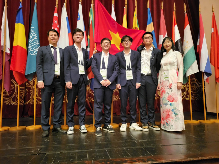 Đội tuyển Việt Nam đoạt 4 huy chương tại Olympic sinh học quốc tế 2022