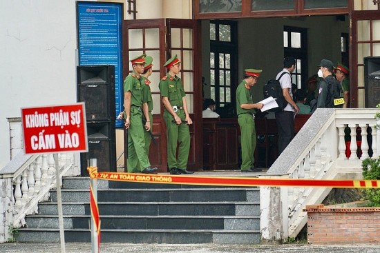 Mở lại phiên xét xử sơ phẩm vụ án Tịnh thất Bồng Lai sau 3 tuần tạm hoãn