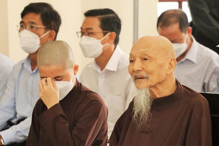 Xét xử vụ Tịnh thất Bồng Lai: Bị cáo thừa nhận tạo tài khoản YouTube 