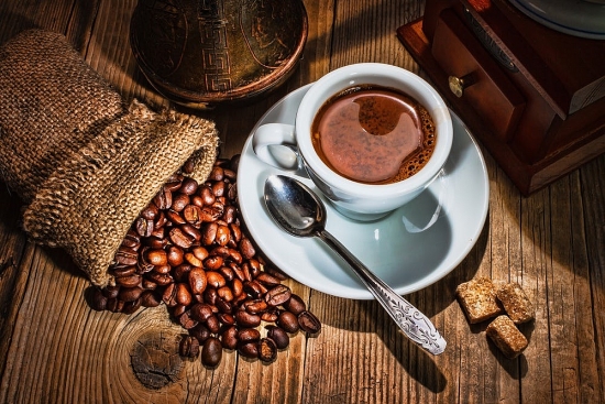 Giá cà phê hôm nay 21/10: Quay đầu giảm 200 - 300 đồng/kg tại nhiều vùng trọng điểm
