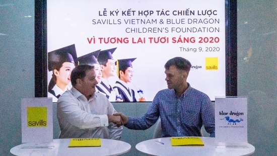 Savills Việt Nam hỗ trợ sinh viên khó khăn học bổng “Tương lai tươi sáng”