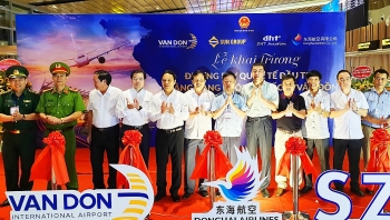 Van Don Airport welcomes its first international flight