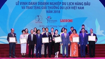 Winners of Vietnam Tourism Awards 2018 honored