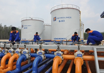 Vietnam’s imported petroleum up 26.4 percent in eight months