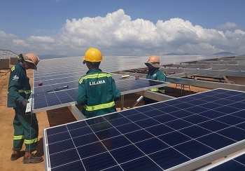 Ninh Thuan speeds up renewable energy projects