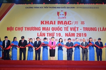 Vietnam-China international trade fair opens in Lao Cai
