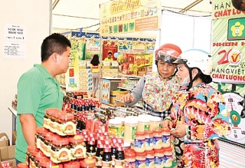 Vietnamese goods fair opens in An Giang province
