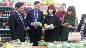 Lao Cai’s characteristic clean agricultural products introduced in Hanoi