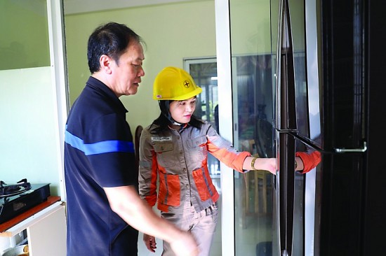 Tập đoàn Điện lực Việt Nam: Tuyên truyền sử dụng điện tiết kiệm, hiệu quả mùa nắng nóng