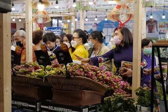 Công Thương qua góc nhìn báo chí ngày 28/6: Khai phá thị trường mới cho nông sản Việt