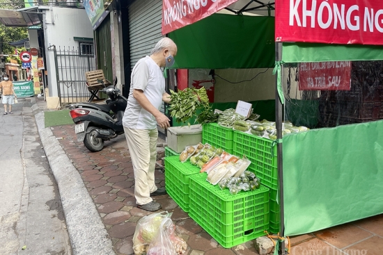 Ấn tượng chuỗi cửa hàng không người bán, vạn người mua tại Hà Nội