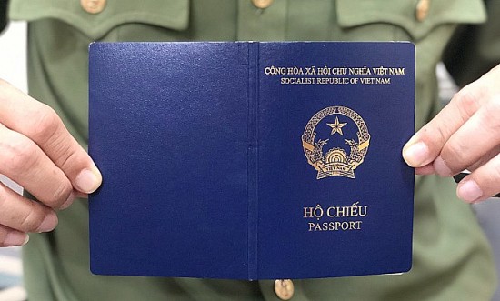 Đại sứ quán Pháp: Muốn xin thị thực, hộ chiếu mới phải có bị chú nơi sinh