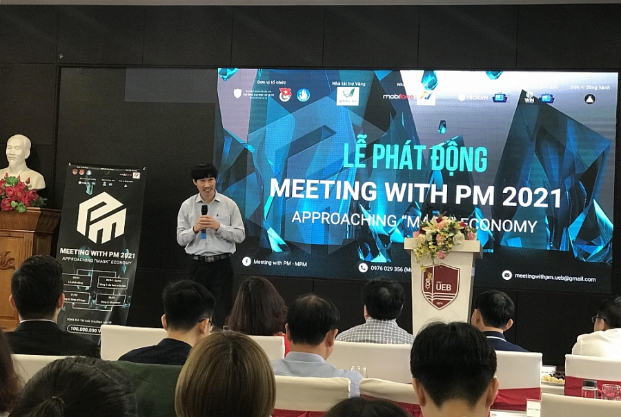 Meeting with PM 2021: Sân chơi lý thú về kinh tế, chính trị cho sinh viên
