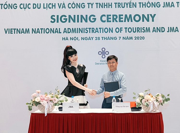 Siêu mẫu quốc tế Jessica Minh Anh quảng bá du lịch Việt Nam ra thế ...