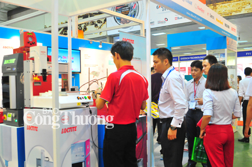 Hơn 100 thương hiệu tham gia triển lãm công nghiệp điện tử 2015
