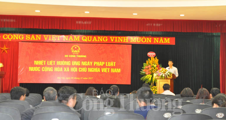 Bộ Công Thương tổ chức Lễ hưởng ứng Ngày Pháp luật Việt Nam