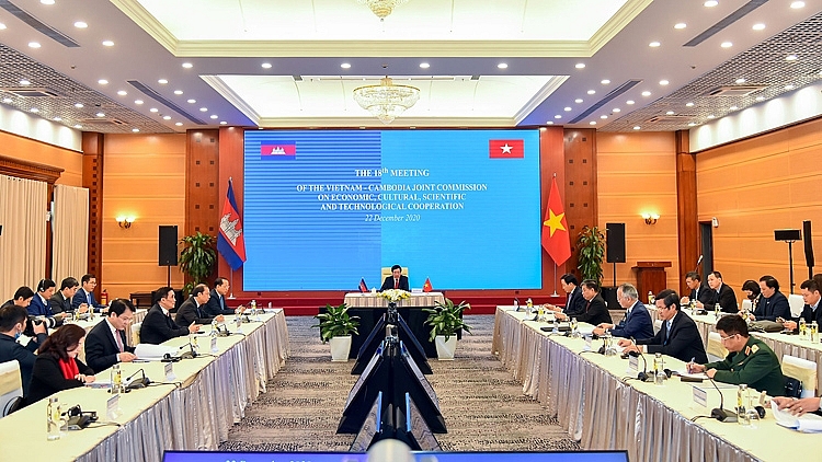 Quan hệ hữu nghị hợp tác Việt Nam – Campuchia phát triển tích cực
