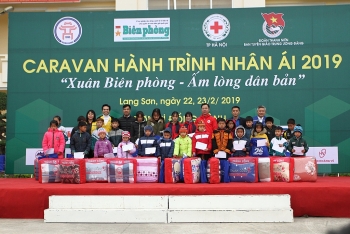 “Caravan- Hành trình nhân ái 2019” với quân và dân vùng biên giới Lạng Sơn