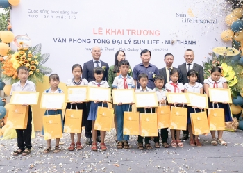 Sun Life Việt Nam khai trương Văn phòng Tổng đại lý tại Núi Thành, tỉnh Quảng Nam