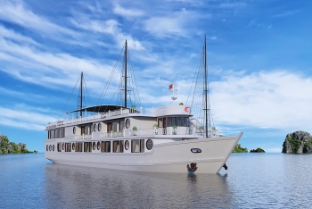 oriental sails chinh thuc mo ban du thuyen calypso cruises tren vinh lan ha