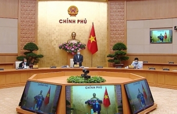Thủ tướng Nguyễn Xuân Phúc: Cần thể hiện quyết tâm của Chính phủ, của tư lệnh ngành để vực dậy nền kinh tế