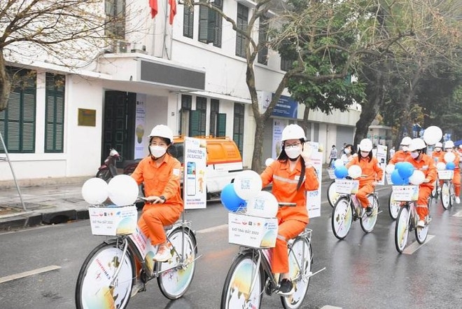 EVN Hà Nội tổ chức nhiều hoạt động hưởng ứng Chiến dịch Giờ Trái đất 2022