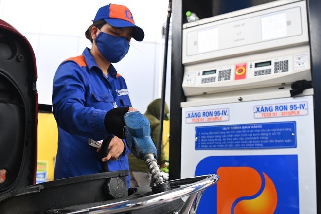 giá xăng dầu đã có xu hướng giảm trở lại