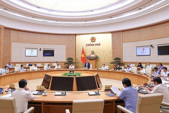 Chính phủ họp thường kỳ tháng 4/2022: Sản xuất công nghiệp tăng 9,4% so với cùng kỳ năm trước