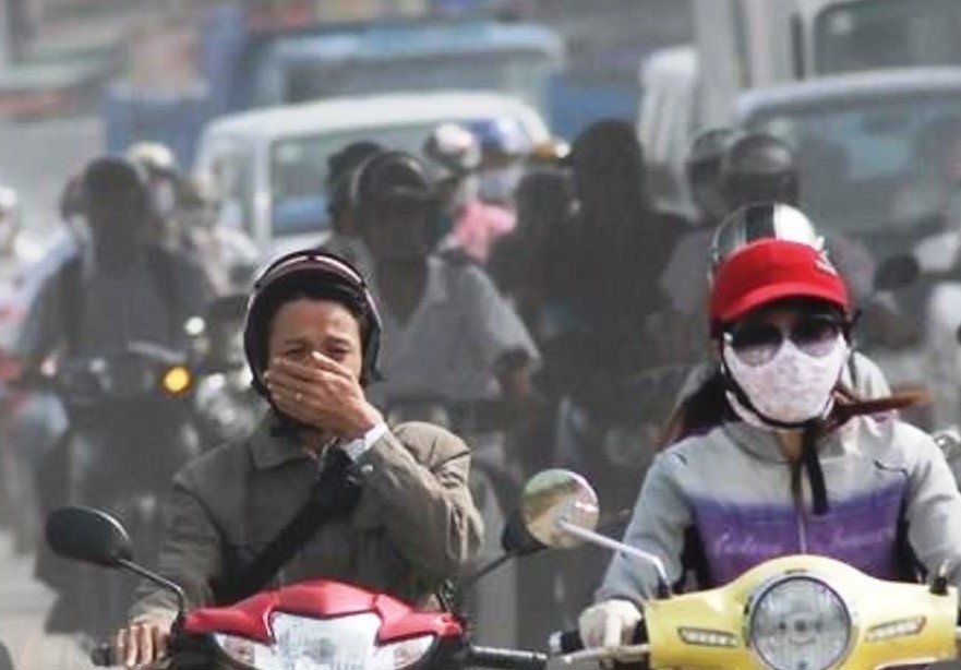Nồng độ bụi PM2.5 tại Hà Nội vượt ngưỡng quy chuẩn quốc gia