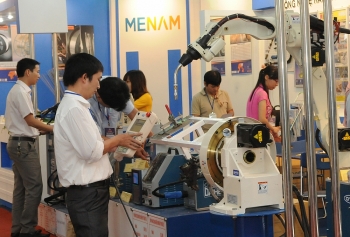 Vietnam, agree on steps to develop support industries