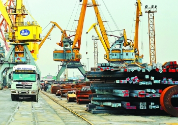 Vietnam’s exports likely to achieve  annual target