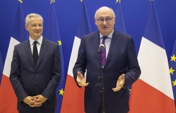 Pháp và EU sẵn sàng trả đũa mối đe dọa của Mỹ về thuế quan mới