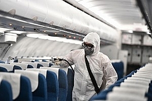 Bộ Y tế thông báo về 8 chuyến bay có hành khách mắc COVID-19