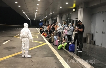 Sân bay Vân Đồn đón thêm 43 hành khách trở về từ vùng dịch