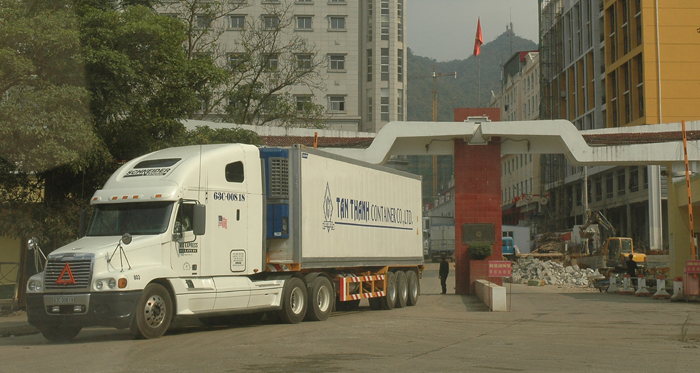 ​Xuất khẩu qua Lạng Sơn: Giảm thiểu rủi ro
