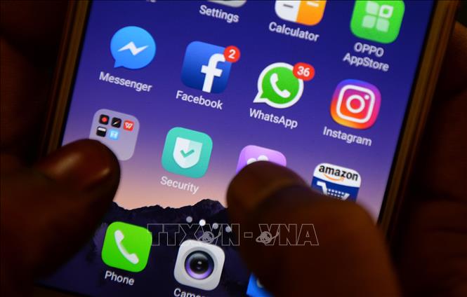 facebook trien khai hang loat bien phap chong tin gia mao