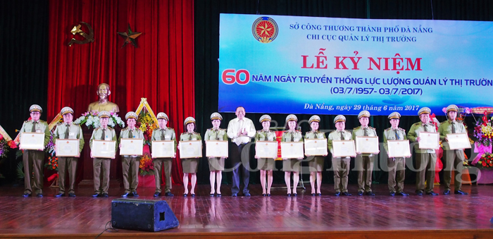 Đà Nẵng kỷ niệm 60 năm ngày truyền thống lực lượng QLTT
